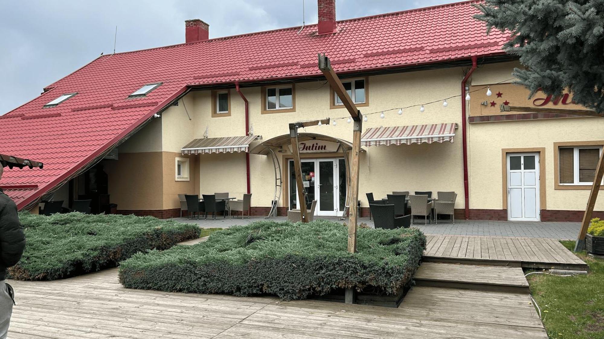 Hotel Intim Rădăuţi Exteriér fotografie