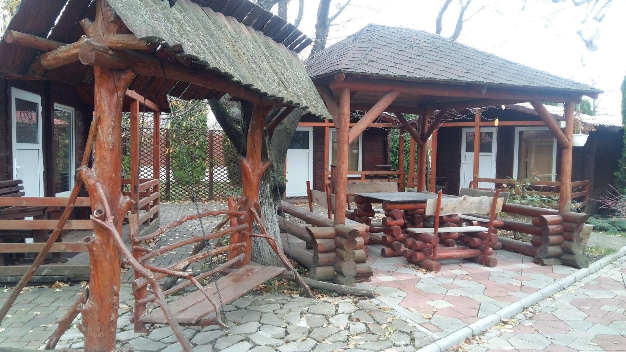Hotel Intim Rădăuţi Exteriér fotografie